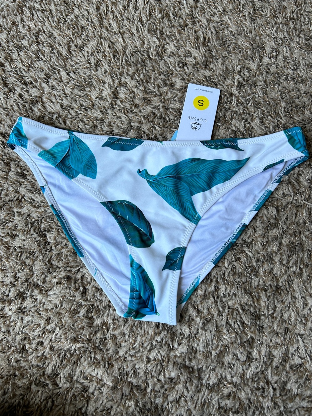 NWT Cupshe White and Green Leaf Print Bikini Bottoms - Women’s Small